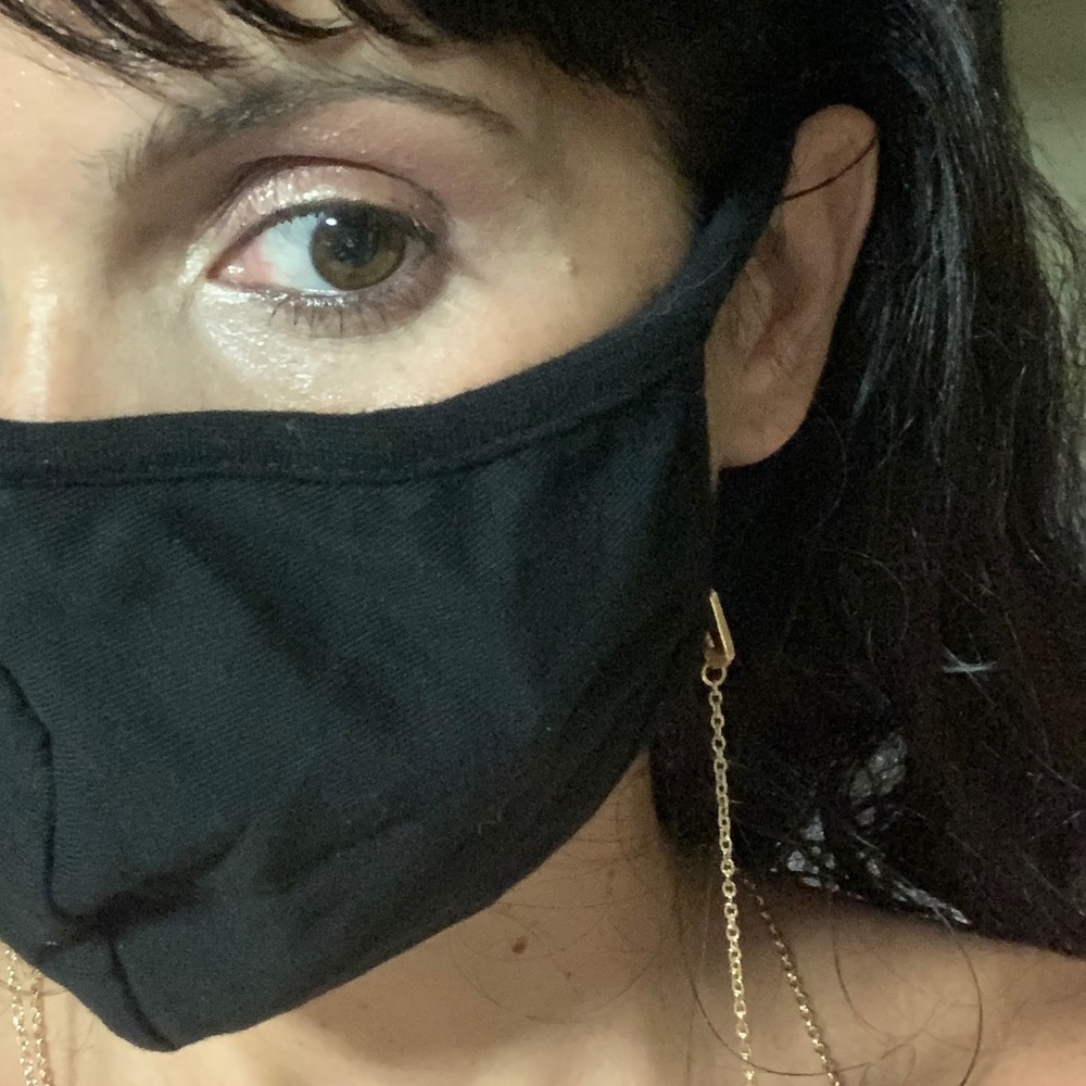😷 (3/$25) Mask Chain - The "Silver Fish" - Picture 4 of 8